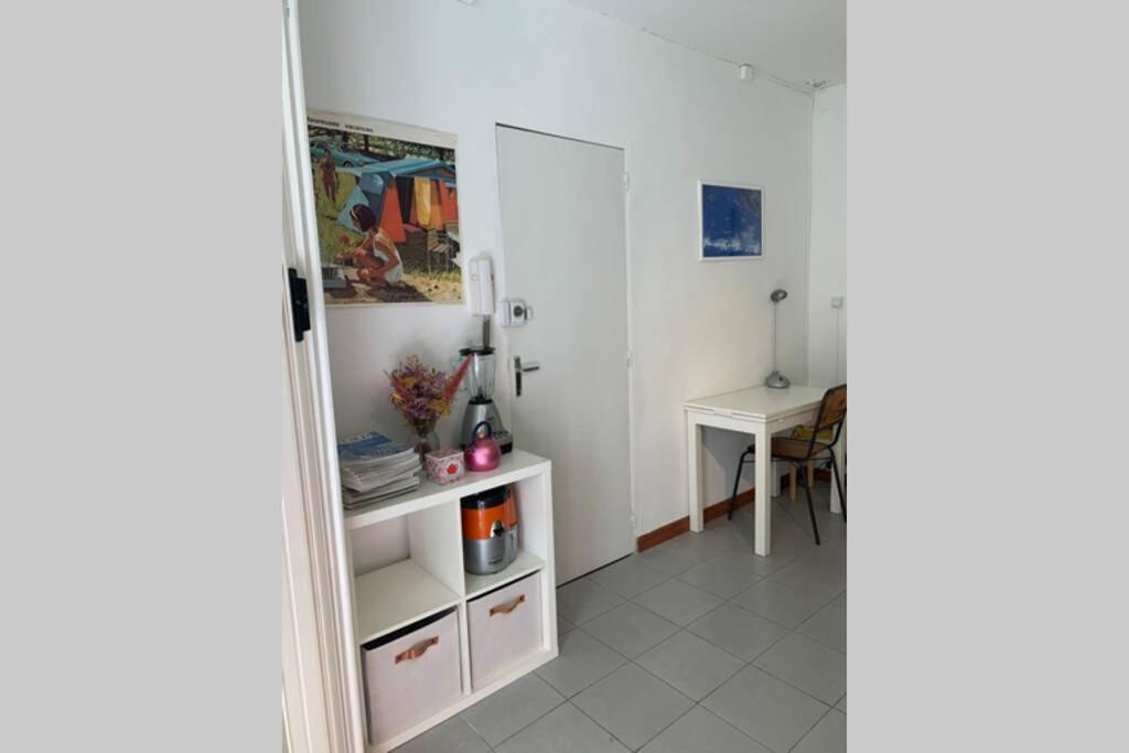 Charming Studio With Patio In The Heart Of Marseille Extérieur photo